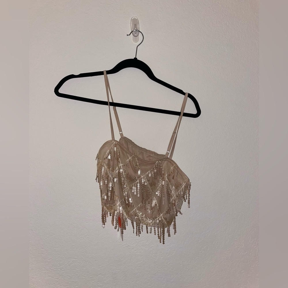 Sequined crop